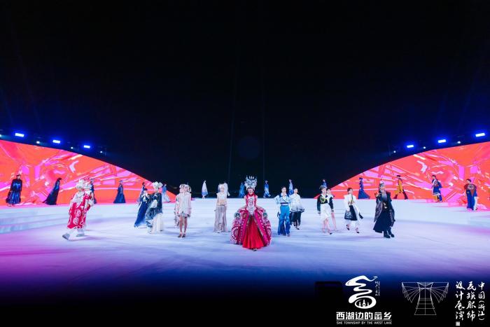 第四届中国(浙江)民族服饰设计展演。　主办方 供图