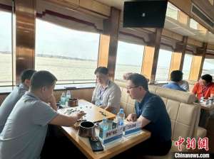 首届“鄱阳湖杯”全国新闻媒体围棋精英赛开赛