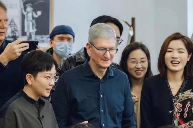 感谢中国更感谢华为！苹果市值22万亿，相当于7个腾讯、14个阿里