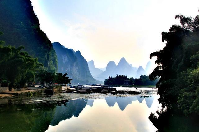 桂林山水甲天下，是指哪个“山”哪个“水”