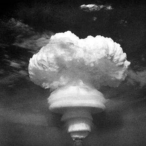 54年前的今天，中国震动世界！第一颗氢弹爆炸成功