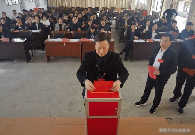 淅川县荆紫关镇第十二届人民代表大会第五次会议胜利召开