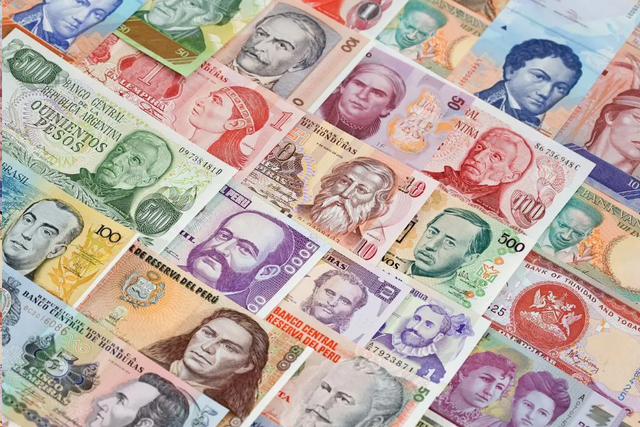 全球最值钱的十大货币：阿曼里亚尔第3，美元第9，人民币呢