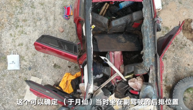 不聊安全性，我们看看玻璃车顶的隔热效果如何？