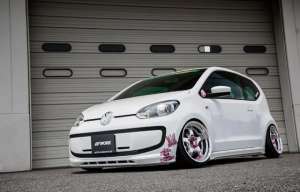 汽车风格改装(大众UP改装案例，内外风格太割裂了)