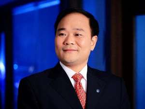 吉城汽车(中国最大汽车集团？李书福的第十个IPO是不是快了)