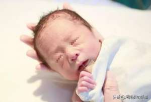 美女刘朵朵(外婆的子宫孕育了外孙，中国首例子宫移植后顺利诞下男婴)
