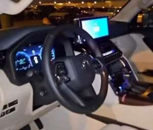 汽车虚拟仪表(2025款丰田Land Cruiser 300换新颜，123英寸数字仪表盘首曝)