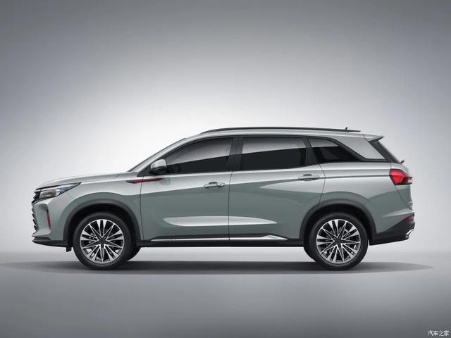 全新风光580：10万预算买中型SUV？300牛·米+2785mm轴距