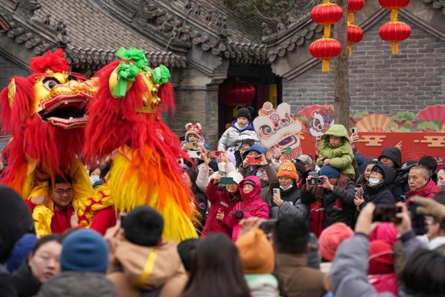 新变化！新亮点！新体验！新活力！盘点红红火火的春节市场