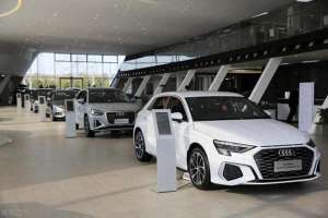 新买汽车如何除味(新车除异味和甲醛最好的办法)