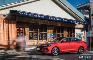 汽车门阻尼(拆开逸动PLUS的内饰，5层隔音棉真的不简单)