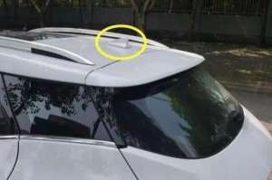 汽车静电器(驾驶证到手，却不知车顶“鲨鱼鳍”啥意思？不知道的过来科普一下)