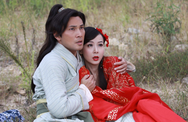 51岁萧蔷高难度瑜伽，婀娜柔软，大秀一字马，极品身材过于撩人