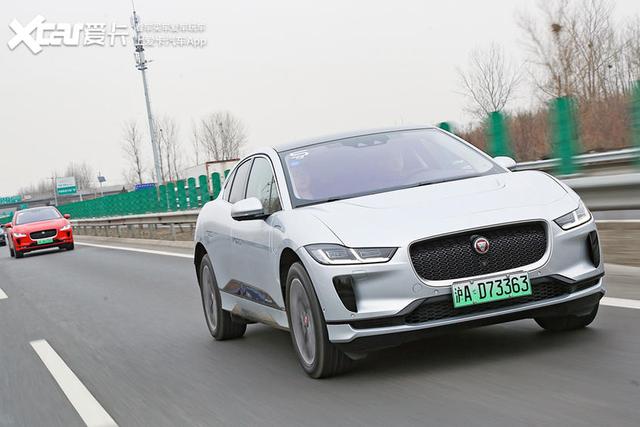 零百4.8秒，电动车一样很有驾驶乐趣，试驾捷豹I-PACE