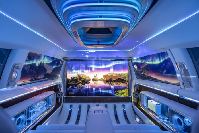 2025梅赛德斯-奔驰品牌科技日：开启智能豪华电动新篇与未来出行蓝图